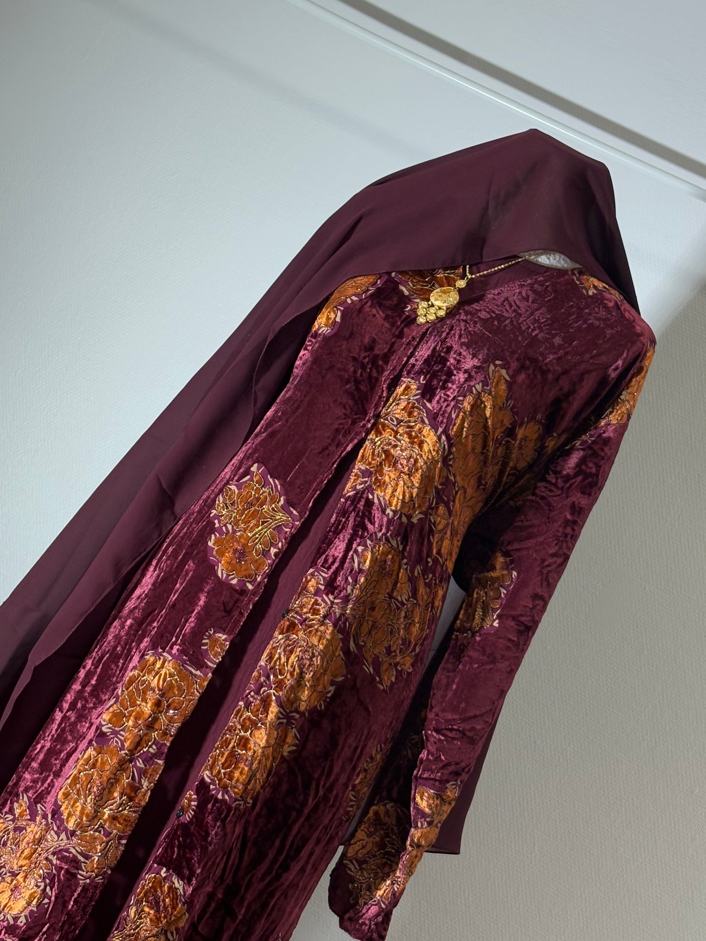 Maqbal Abaya